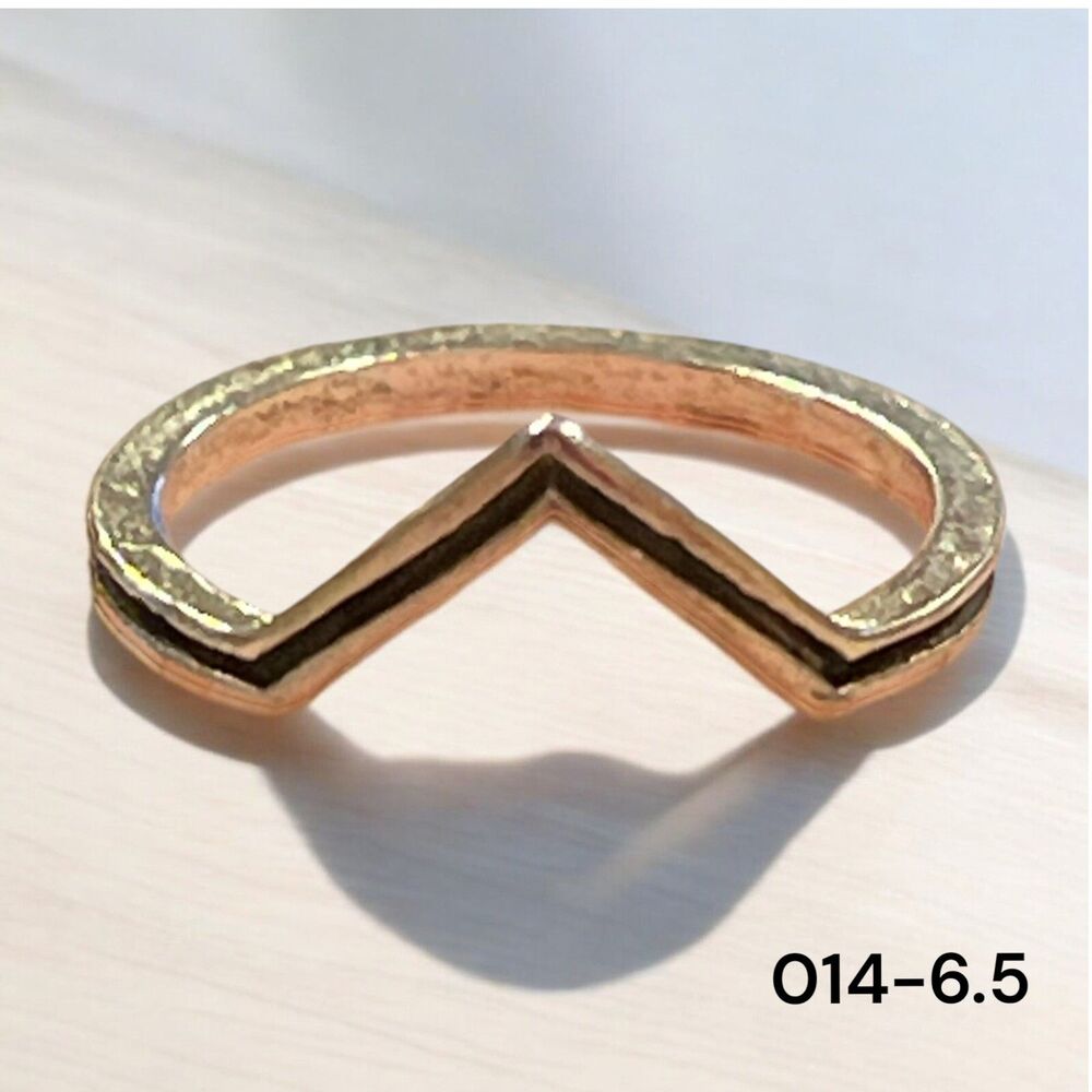 Womens Ring Size 6.5 Band Silver Metal Boho Jewelry 014-6.5